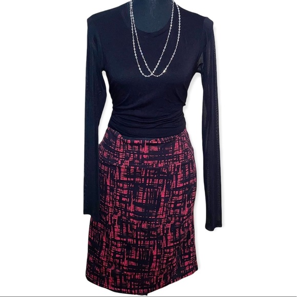 Forever21 plus size pencil skirt - Picture 3 of 9